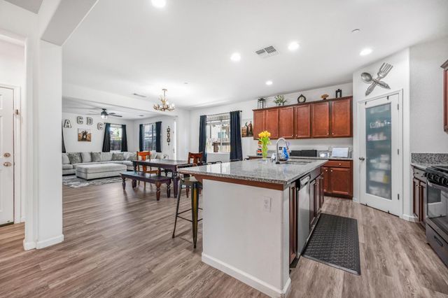 7430 E Cornell Avenue, Fresno, CA 93737