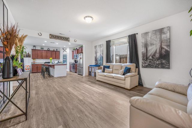 7430 E Cornell Avenue, Fresno, CA 93737