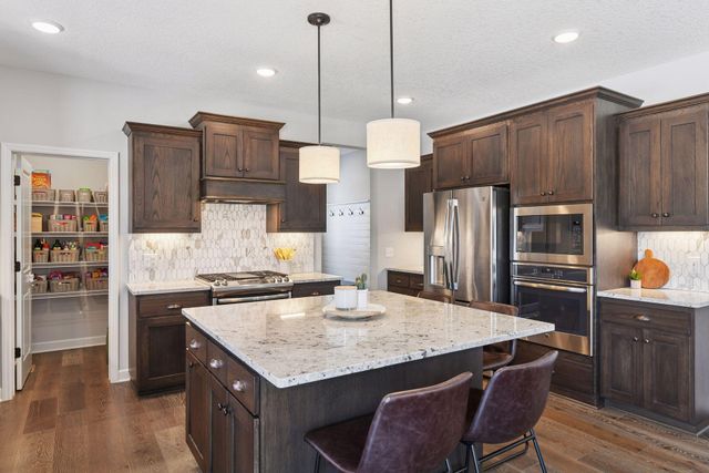 14224 Aldborough Avenue, Rosemount, MN 55068