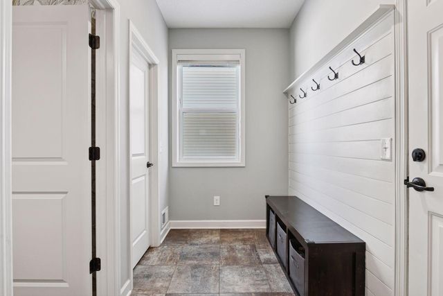 14224 Aldborough Avenue, Rosemount, MN 55068