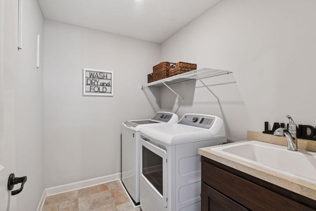 14224 Aldborough Avenue, Rosemount, MN 55068