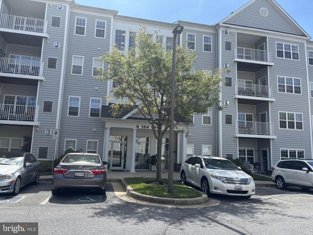 594 HOPKINS LANDING DR, Essex, MD 21221