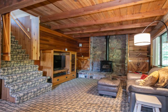 5339 Hardscrabble Road, Drain, OR 97435