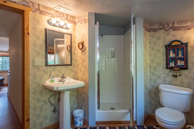 5339 Hardscrabble Road, Drain, OR 97435