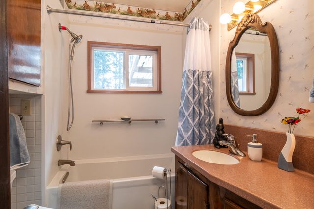 5339 Hardscrabble Road, Drain, OR 97435