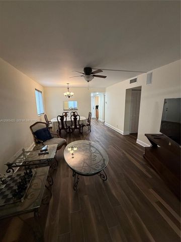 7901 Southgate Blvd C6, North Lauderdale, FL 33068