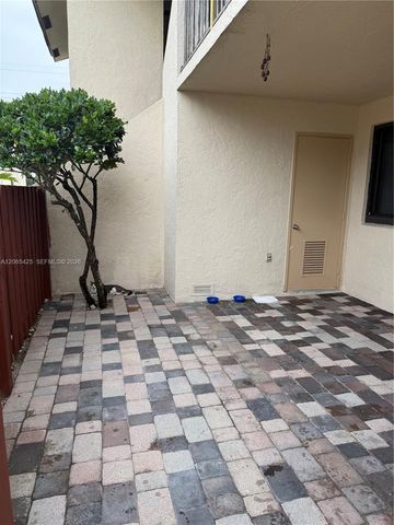7901 Southgate Blvd C6, North Lauderdale, FL 33068
