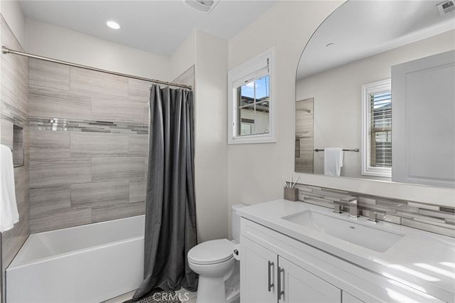 49 Cadencia, Rancho Mission Viejo, CA 92694