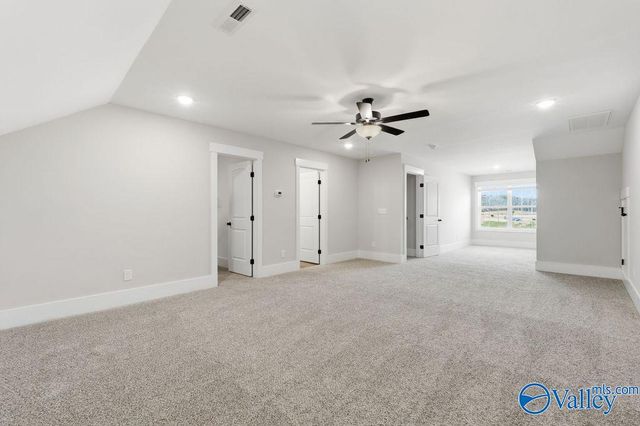 823 Ronnie Drive, Hartselle, AL 35640