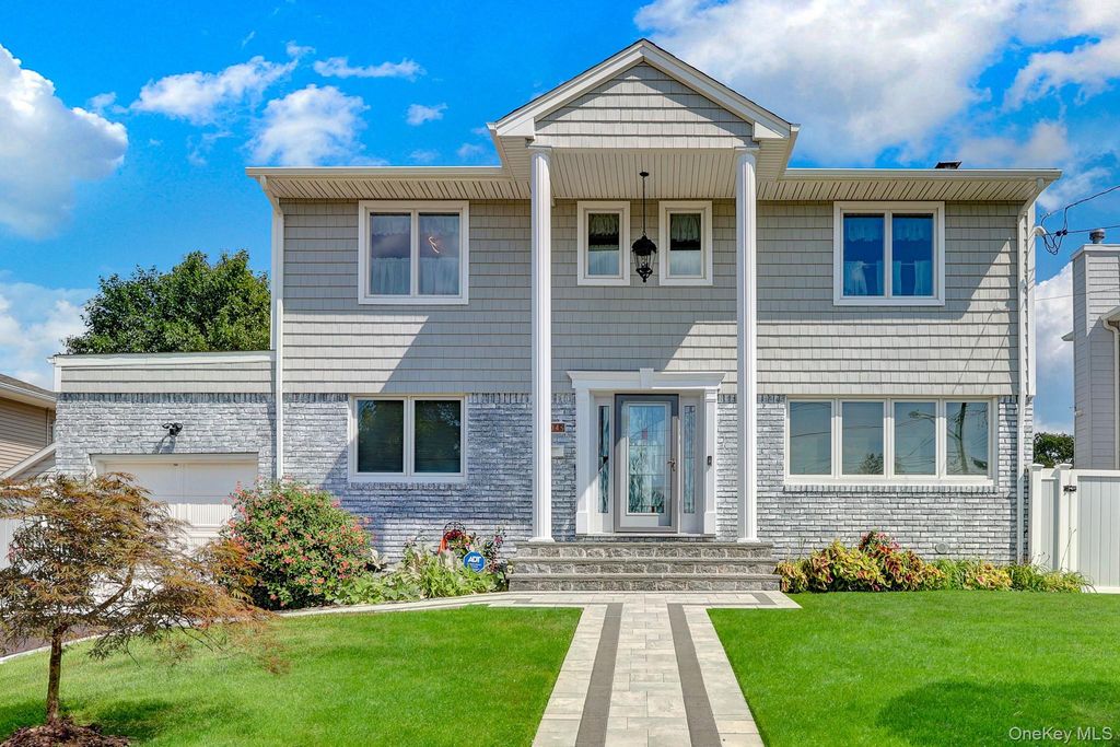 204 Bayview Avenue, Massapequa, NY 11758 — exterior