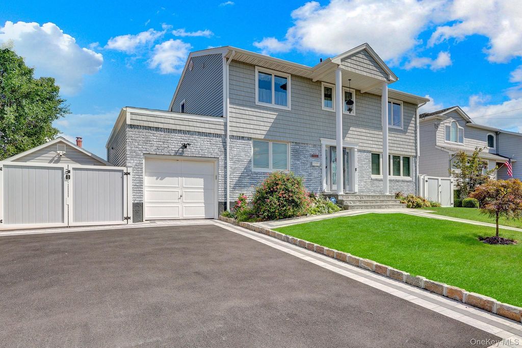 204 Bayview Avenue, Massapequa, NY 11758 — photo 2