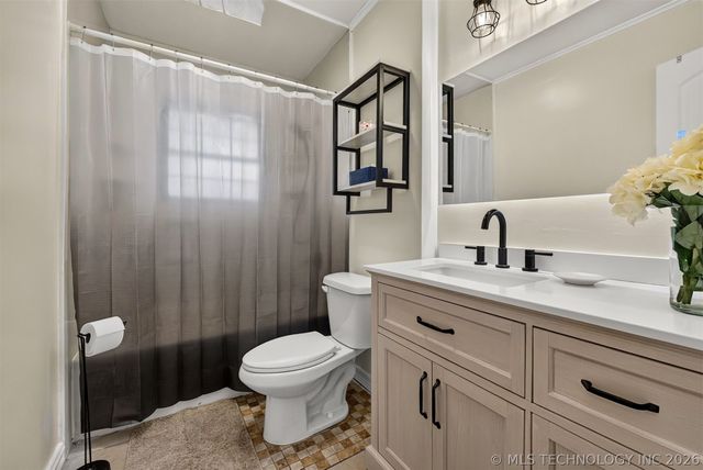 322 E Maple Street, Skiatook, OK 74070