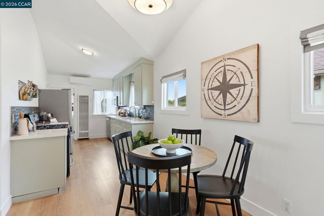 3758 Patterson Ave., Oakland, CA 94619