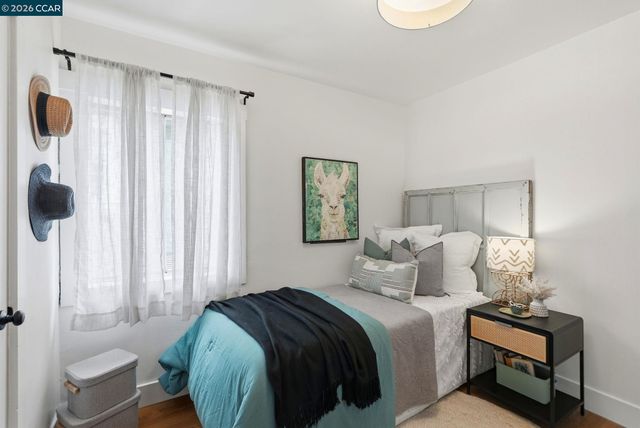3758 Patterson Ave., Oakland, CA 94619