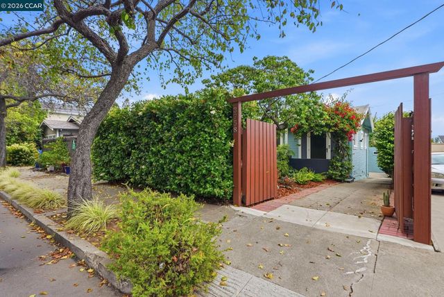 3758 Patterson Ave., Oakland, CA 94619