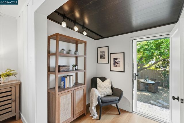3758 Patterson Ave., Oakland, CA 94619