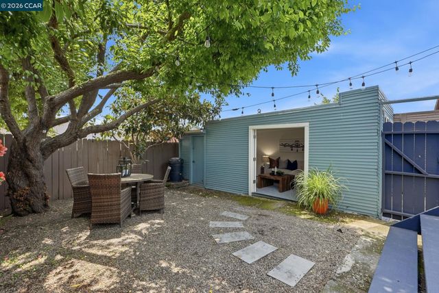 3758 Patterson Ave., Oakland, CA 94619