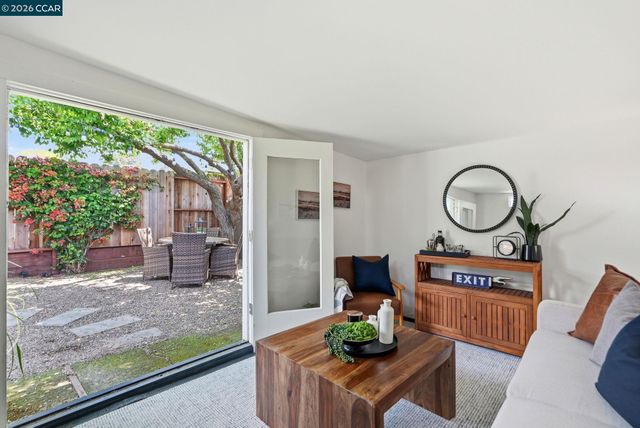 3758 Patterson Ave., Oakland, CA 94619