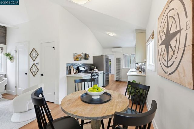3758 Patterson Ave., Oakland, CA 94619