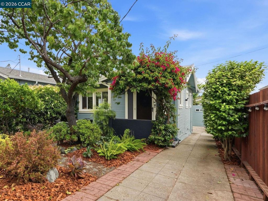 3758 Patterson Ave., Oakland, CA 94619