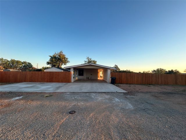 5400 Ridgeline Drive, Abilene, TX 79606