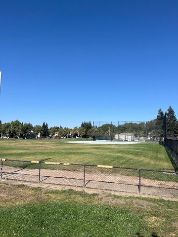 627 Oates Avenue, King City, CA 93930