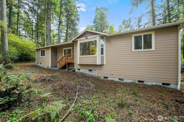 11809 105th Street Ct, Anderson Island, WA 98303