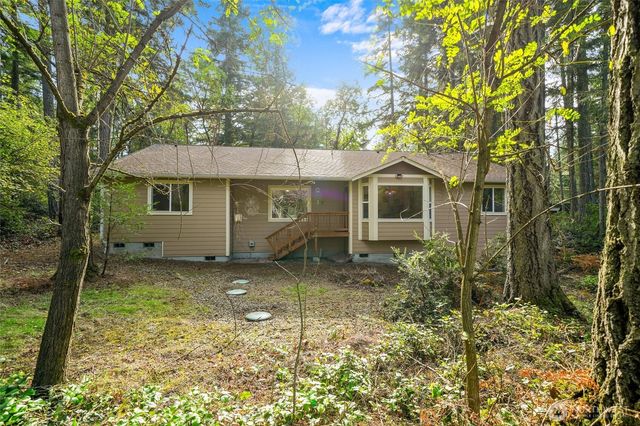 11809 105th Street Ct, Anderson Island, WA 98303