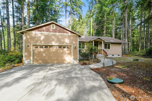 11809 105th Street Ct, Anderson Island, WA 98303