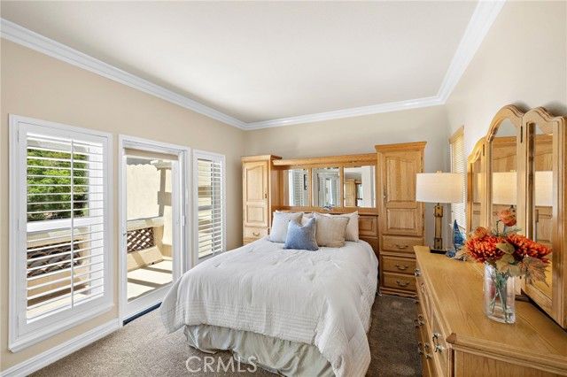 15 Via Barcaza, Laguna Hills, CA 92679