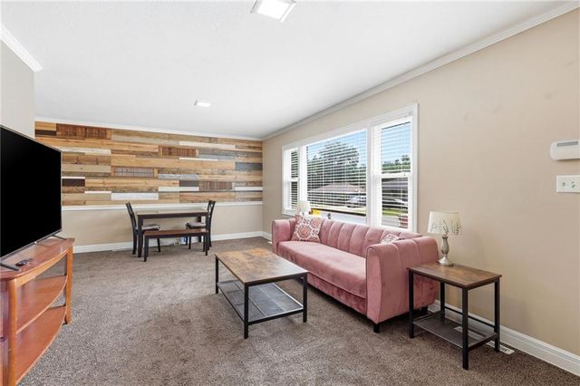 3412 S Crisp Avenue, Independence, MO 64052