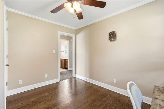 3412 S Crisp Avenue, Independence, MO 64052