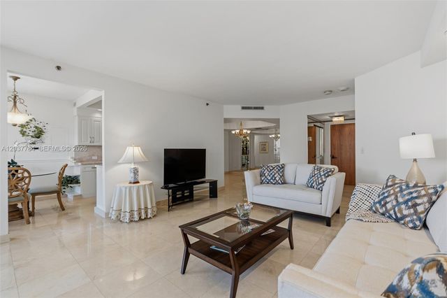 20191 E Country Club Drive 803, Aventura, FL 33180