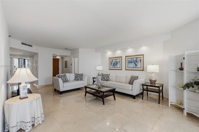 20191 E Country Club Drive 803, Aventura, FL 33180