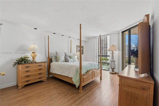 20191 E Country Club Drive 803, Aventura, FL 33180
