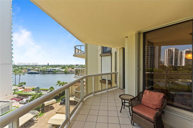 20191 E Country Club Drive 803, Aventura, FL 33180