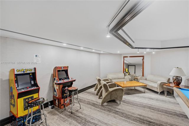 20191 E Country Club Drive 803, Aventura, FL 33180