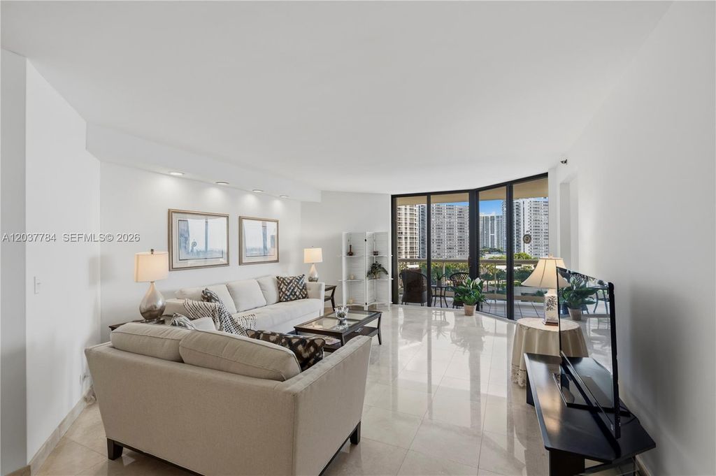20191 E Country Club Drive 803, Aventura, FL 33180