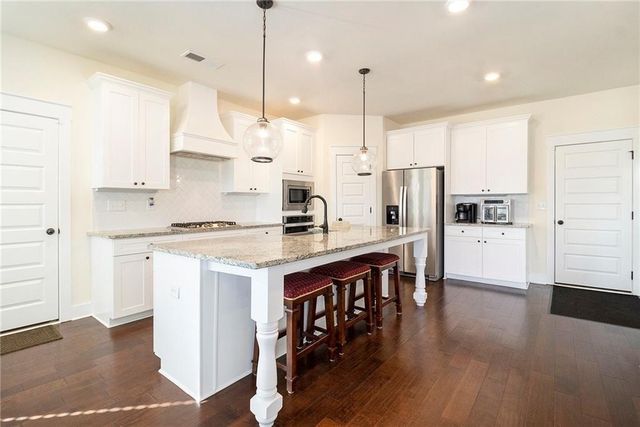 242 Township Drive, Senoia, GA 30276