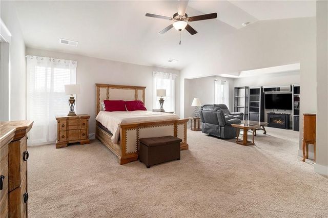 242 Township Drive, Senoia, GA 30276