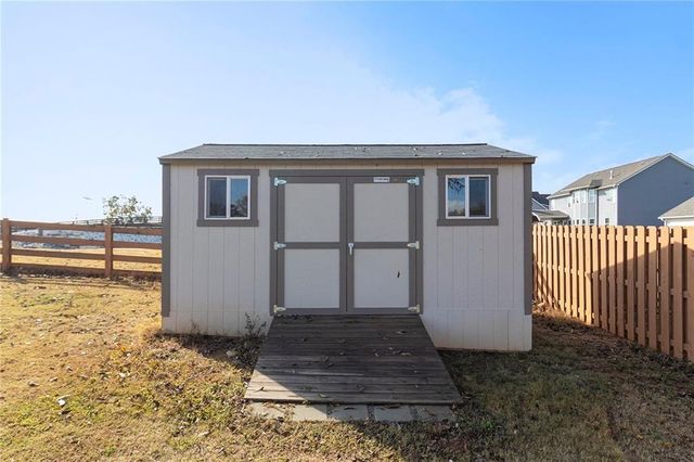 242 Township Drive, Senoia, GA 30276