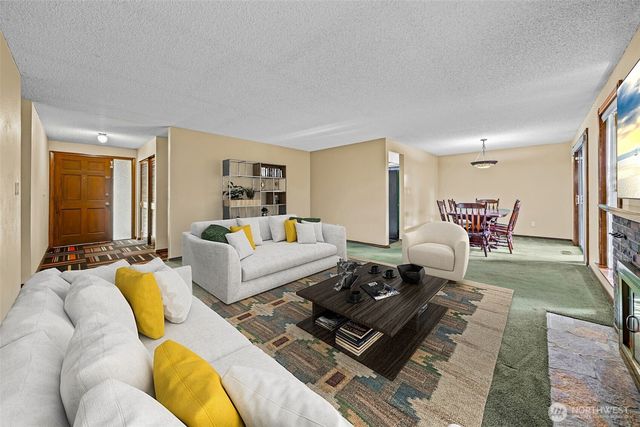 32715 30th Avenue SW, Federal Way, WA 98023