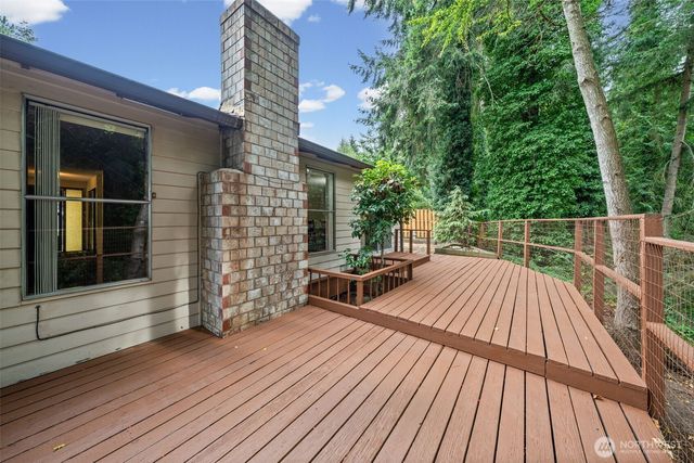 32715 30th Avenue SW, Federal Way, WA 98023