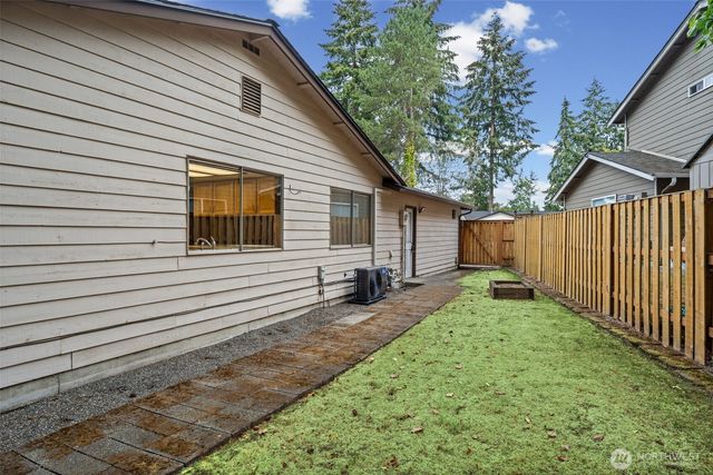 32715 30th Avenue SW, Federal Way, WA 98023