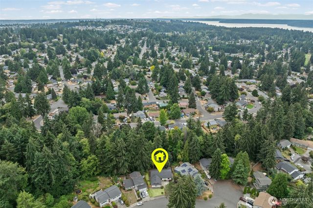 32715 30th Avenue SW, Federal Way, WA 98023