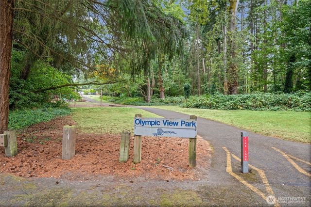 32715 30th Avenue SW, Federal Way, WA 98023