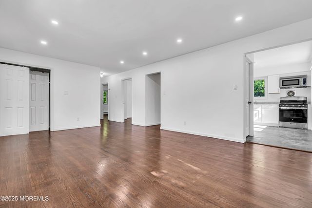 1324 Sixth Avenue, Toms River, NJ 08757