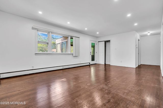 1324 Sixth Avenue, Toms River, NJ 08757