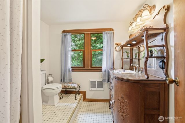 303 E 11th Street, Snohomish, WA 98290