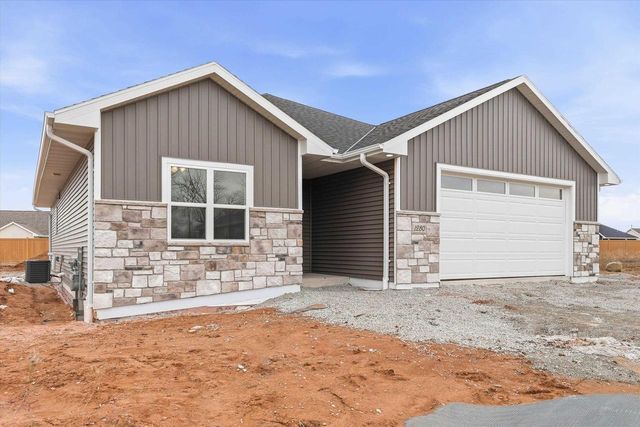 1280 AUTUMN FIELD LANE, De Pere, WI 54115